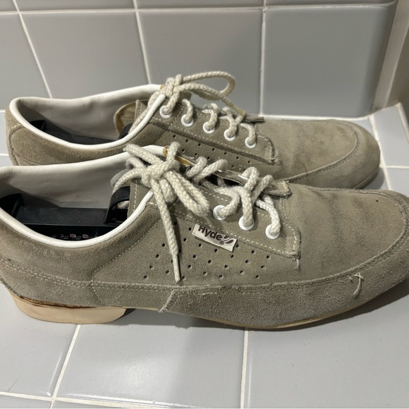 Vintage Hyde bowling shoes right handed size 10 - Picture 1 of 5